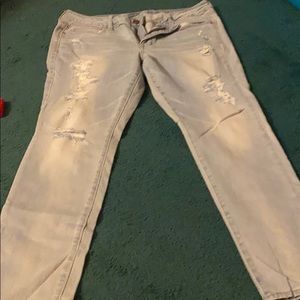 American eagle distressed jeans